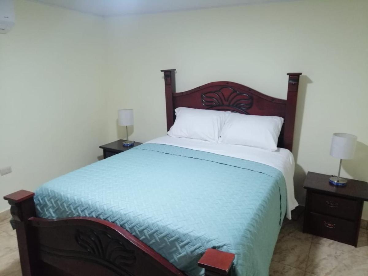 Hotel Anedi Консепсион де ла Вега Екстериор снимка